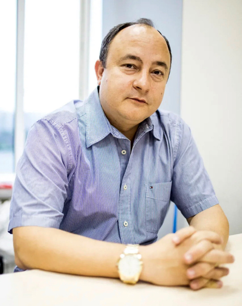 Alan Kaluev院士